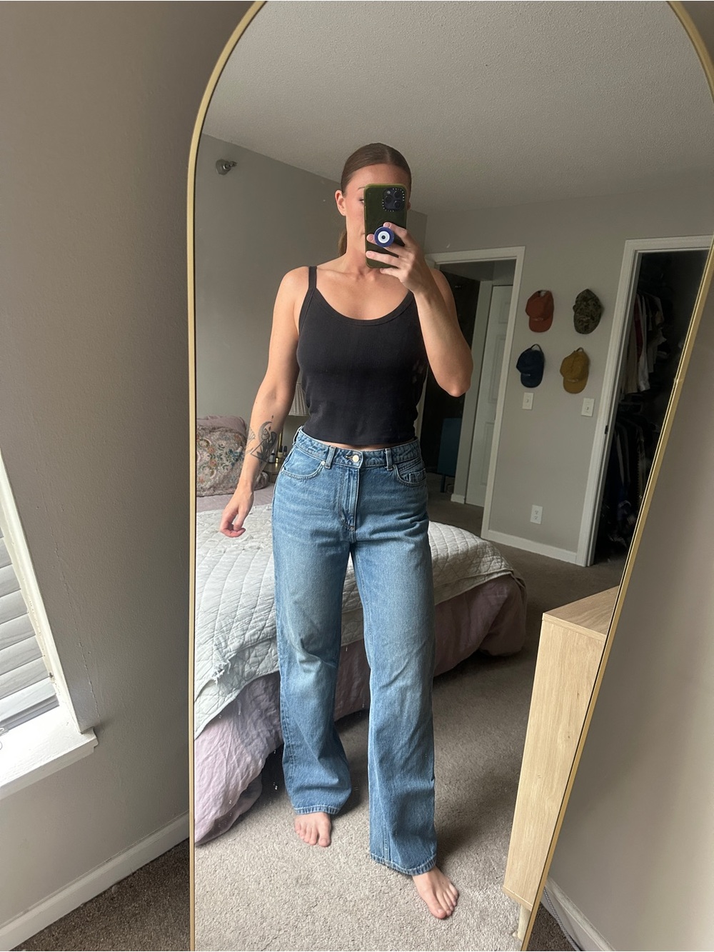 Zara Women's Straight-Leg Jeans in Medium Blue Denim